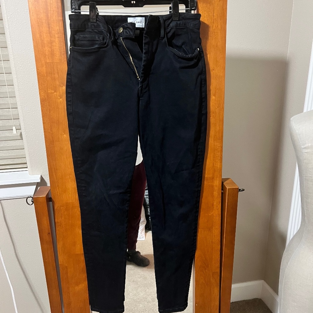 Frame Le One Skinny Jeans
